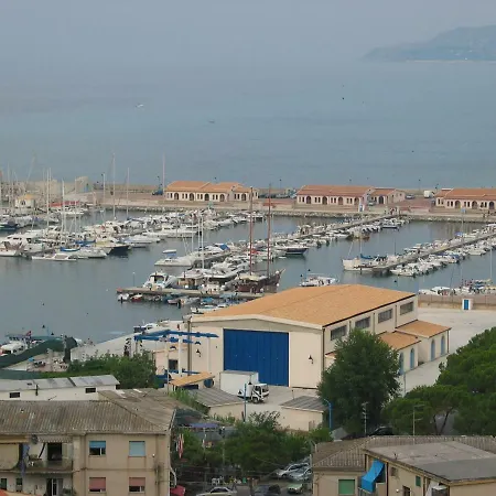 Ibiscus Capo Vaticano